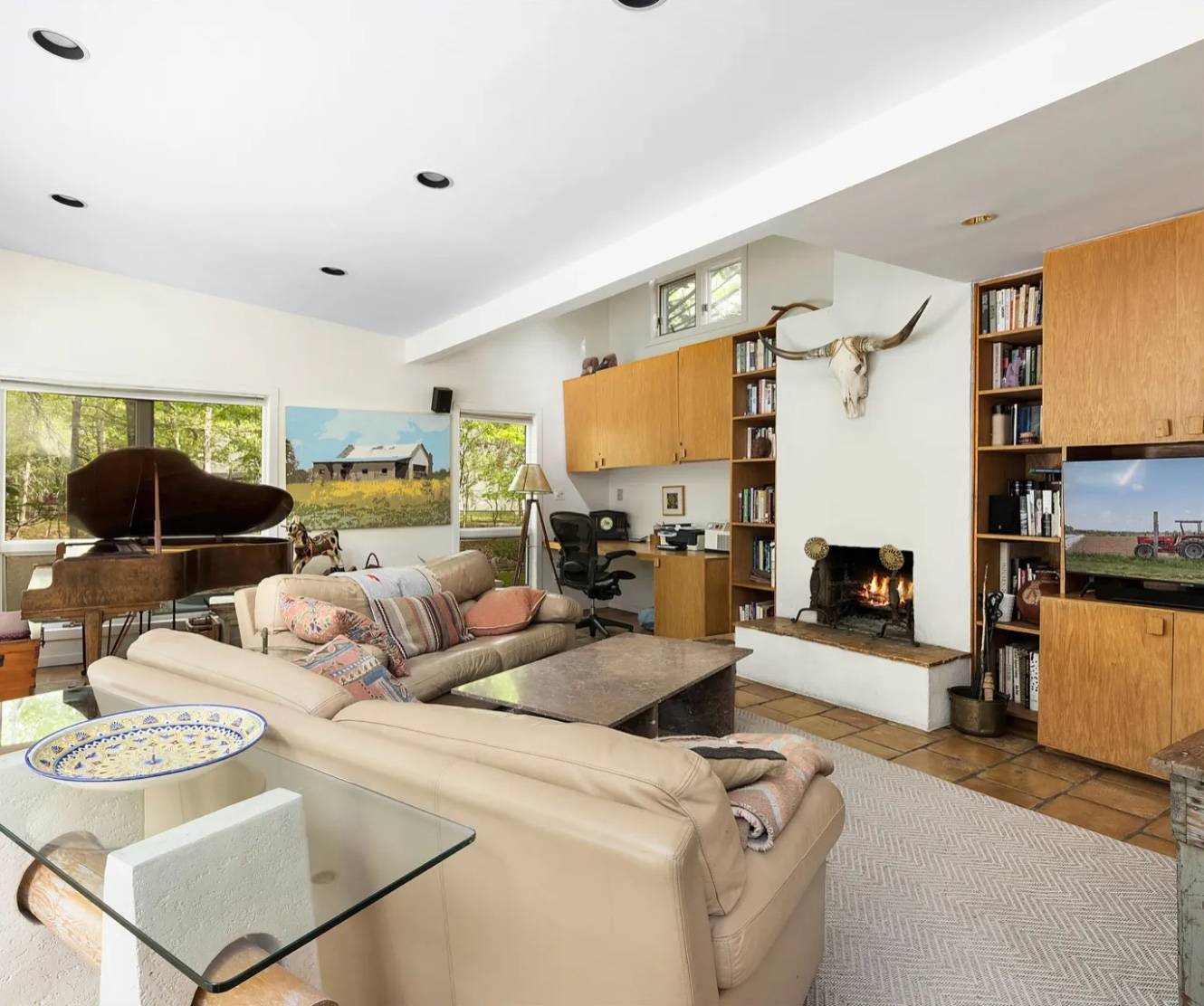 44 Longwoods Ln