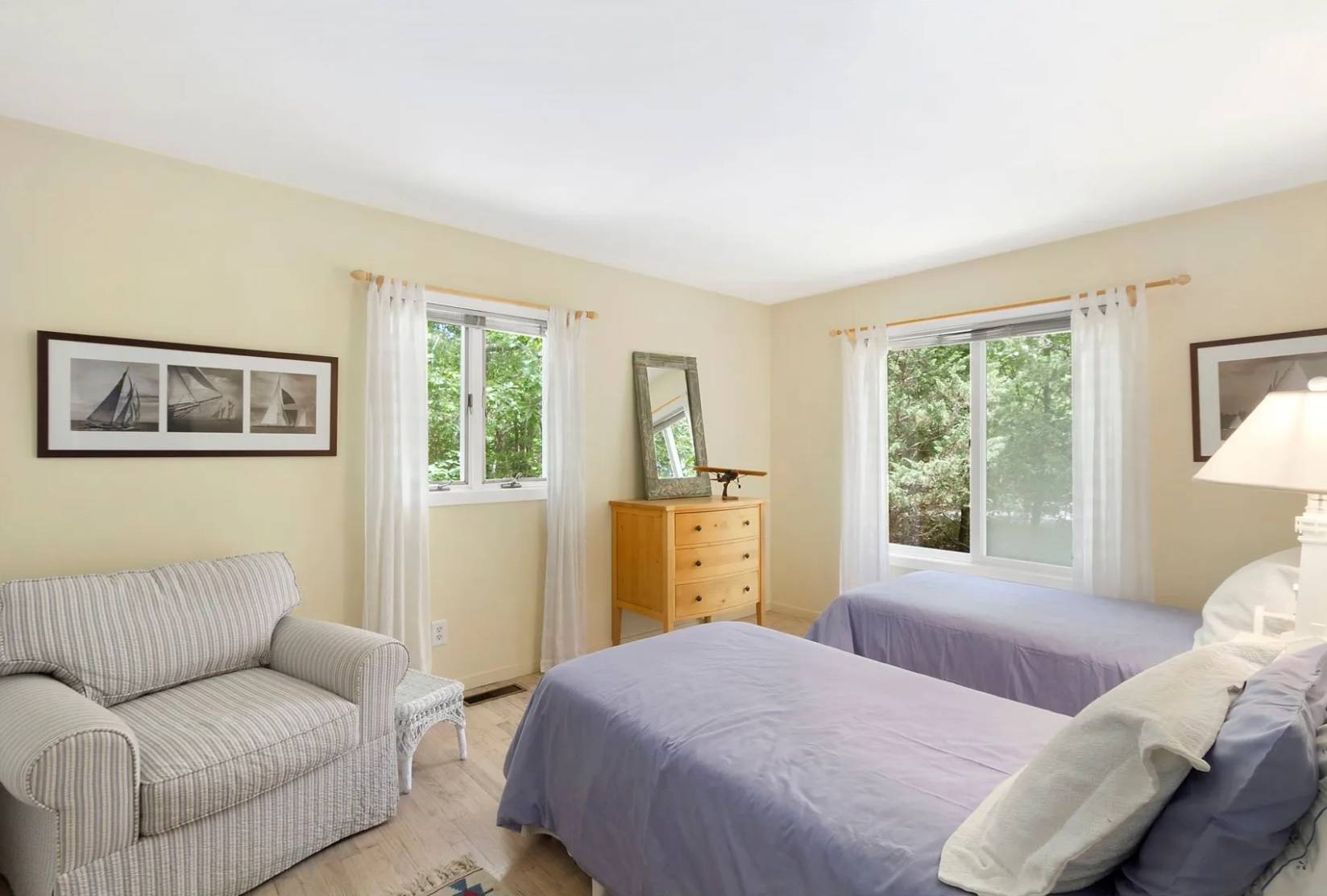 44 Longwoods Ln