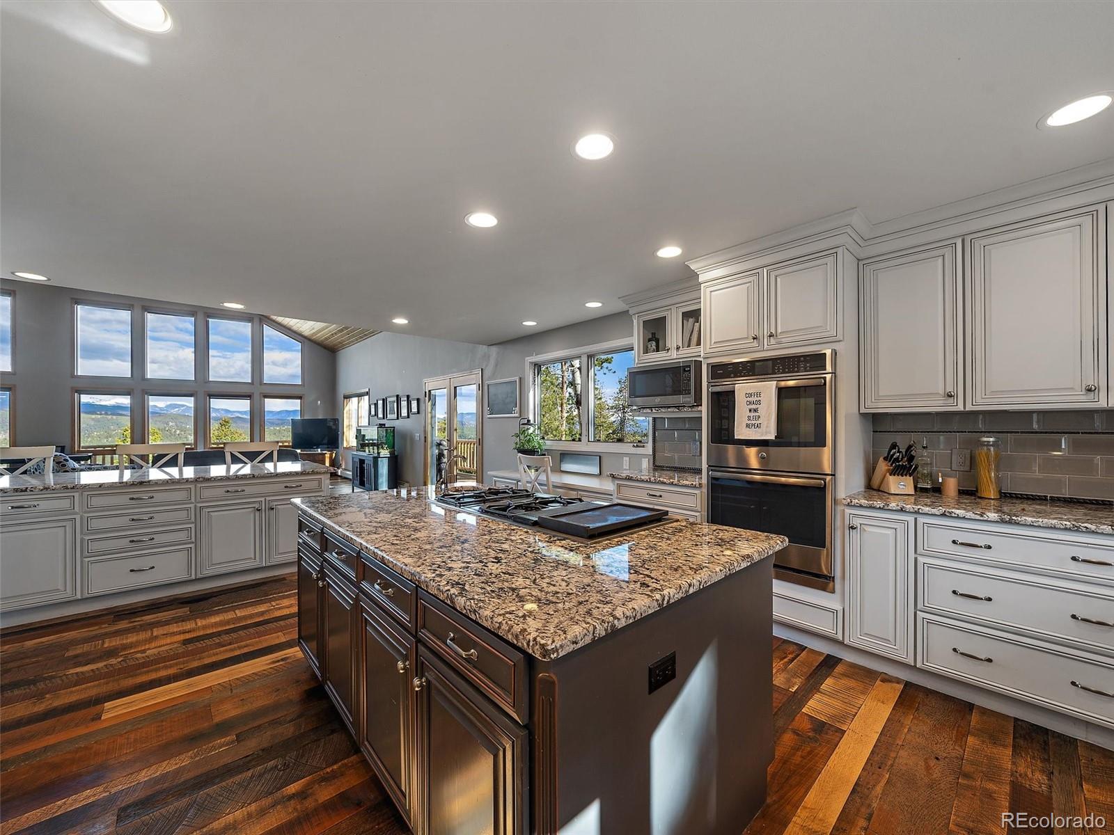 8485 Armadillo Trail