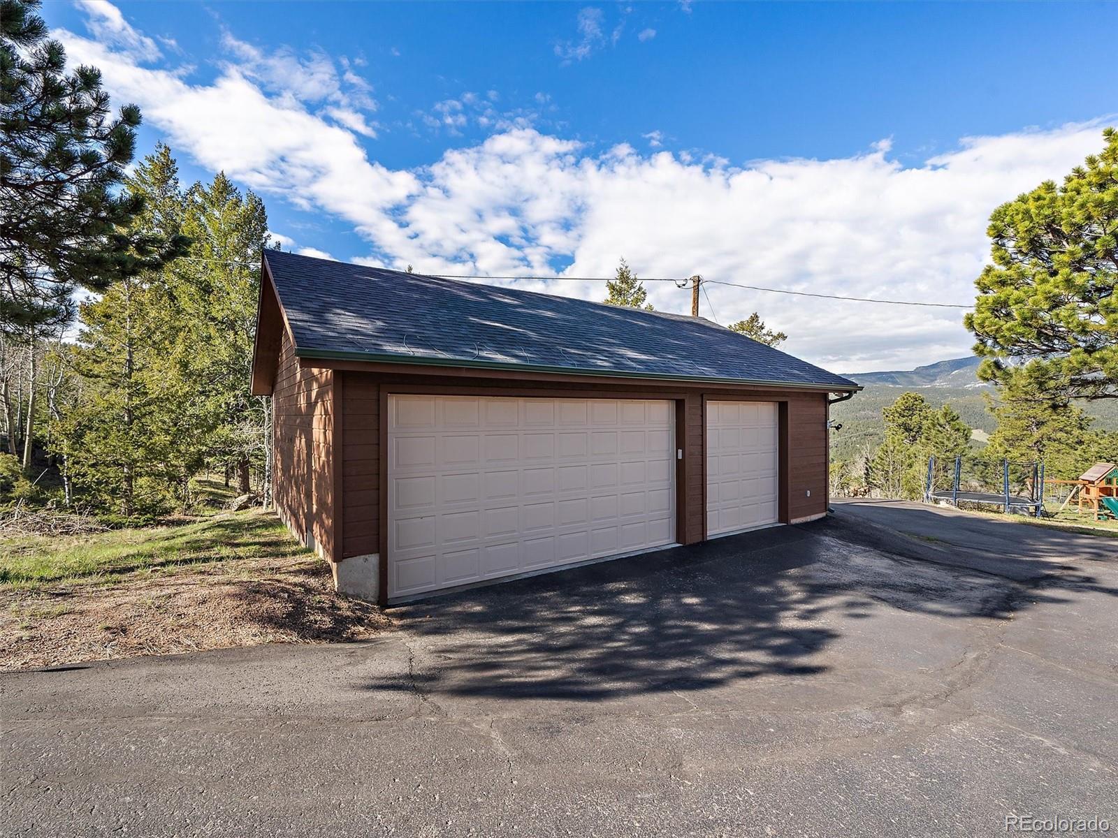8485 Armadillo Trail