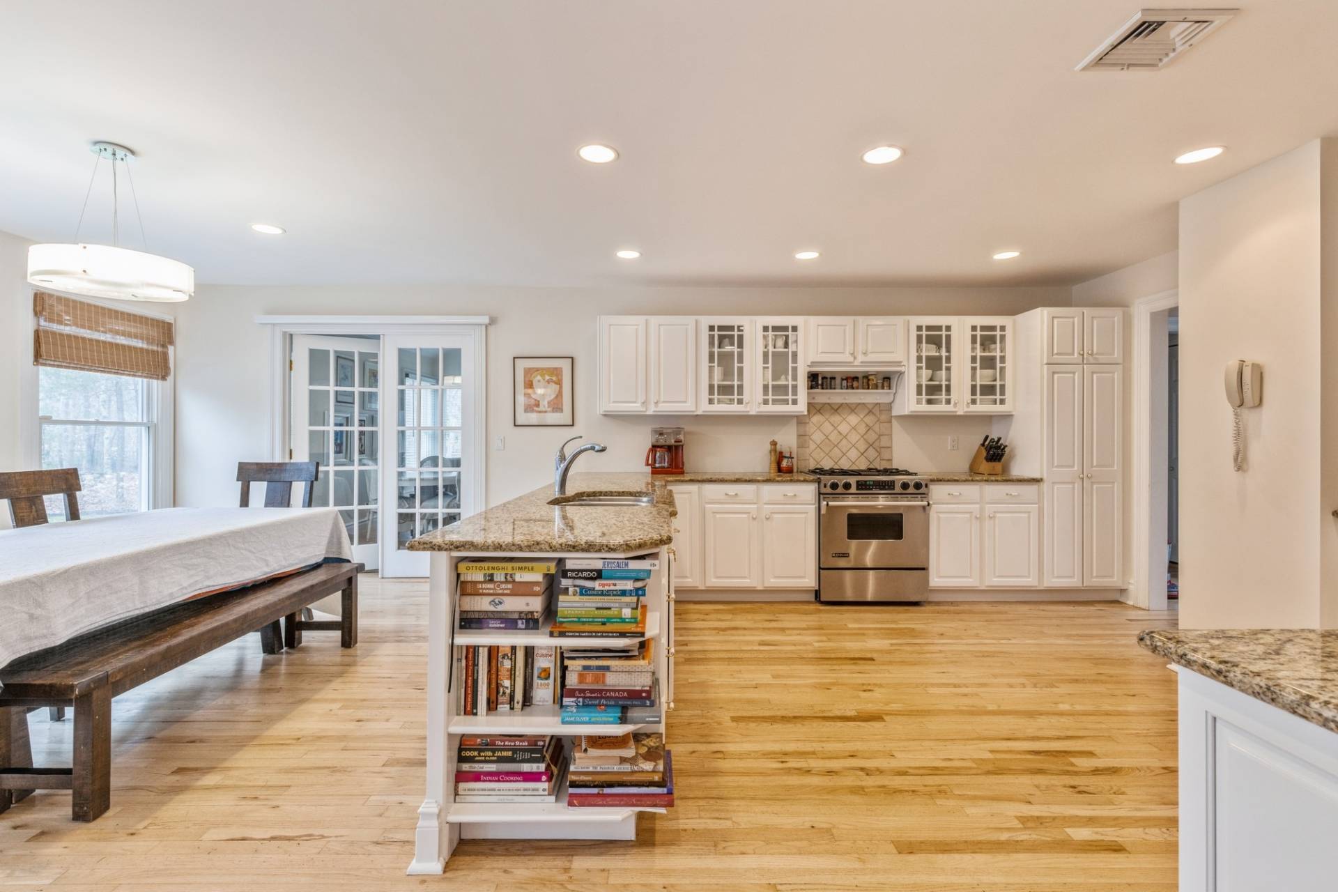 19 Grape Arbot Ln