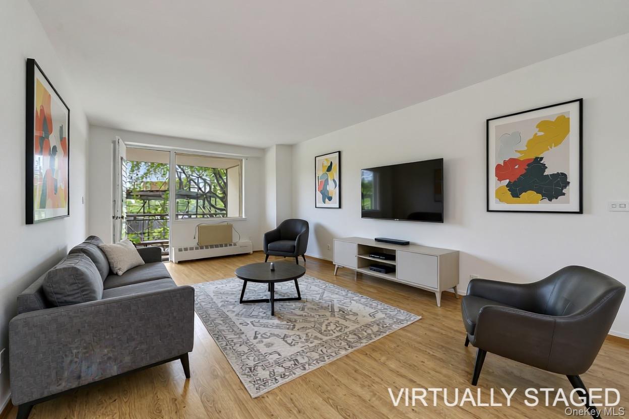 5800 Arlington Avenue Unit: 2R