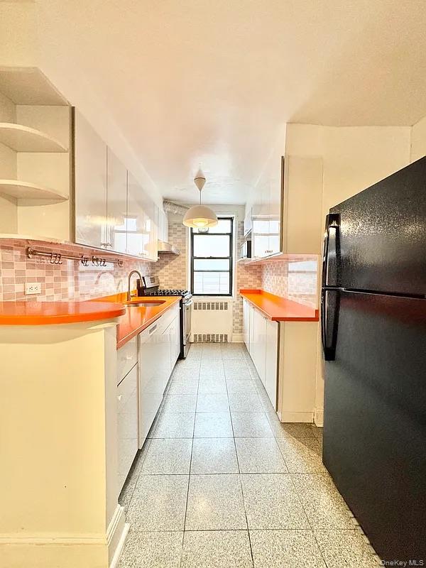 102-17 64th Road Unit: 3E