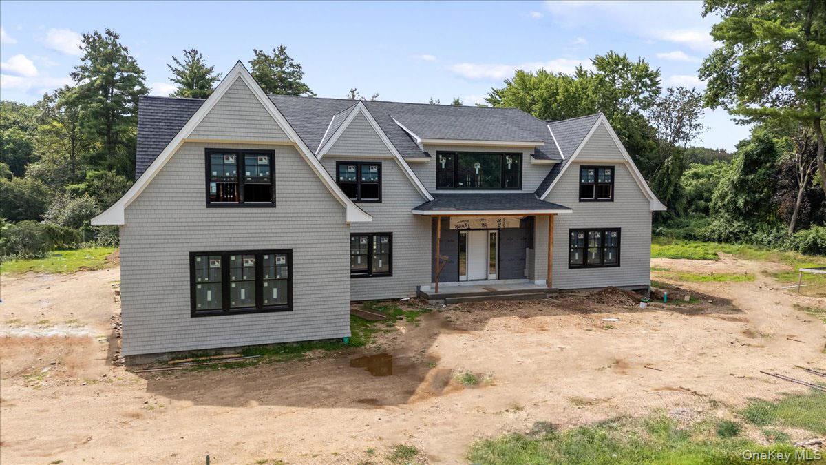 320 Circle Road