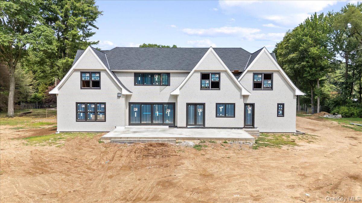 320 Circle Road