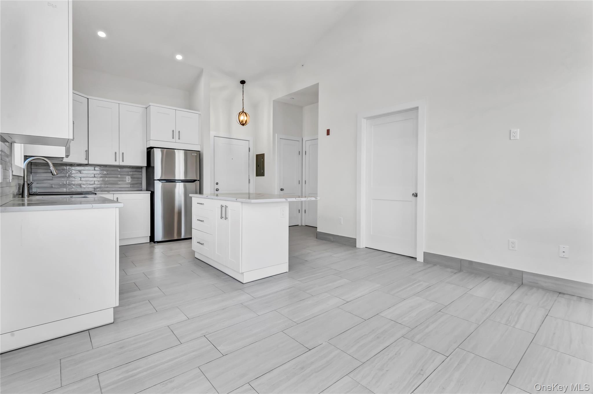 18-20 4th Ave