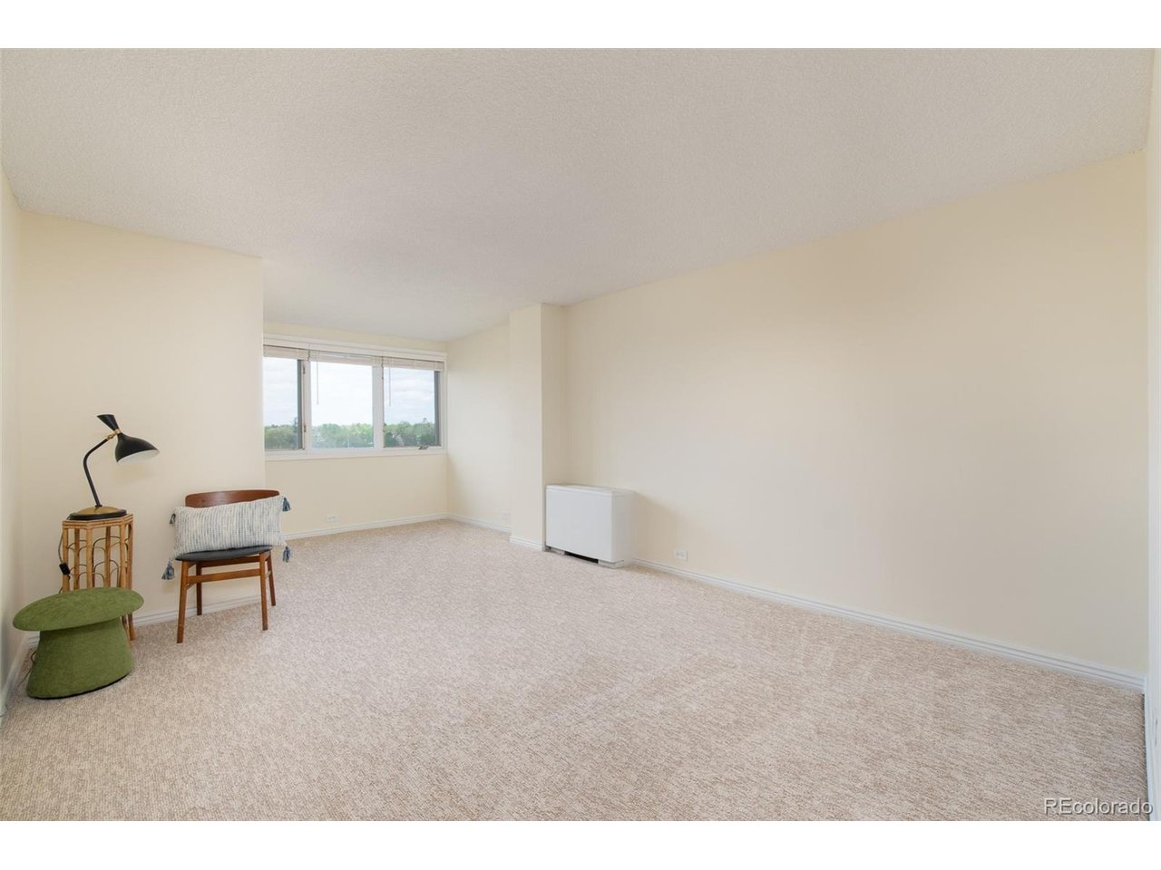 2225 Buchtel Blvd 607