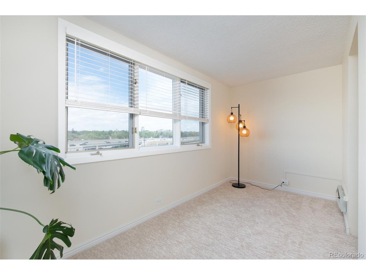 2225 Buchtel Blvd 607