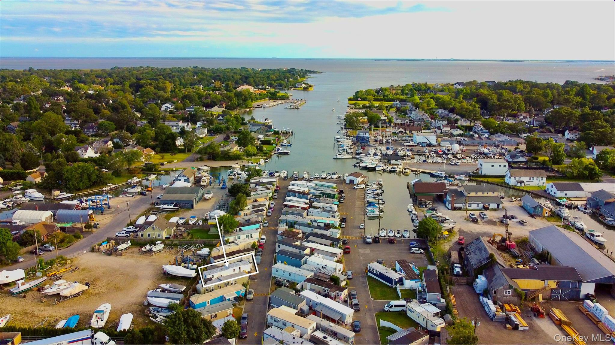 150 Main St Unit: 14