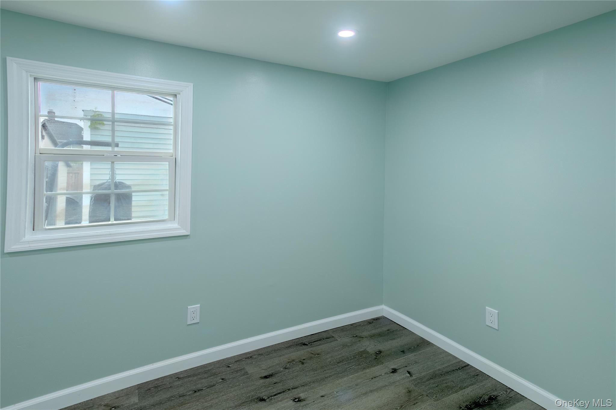 150 Main St Unit: 14