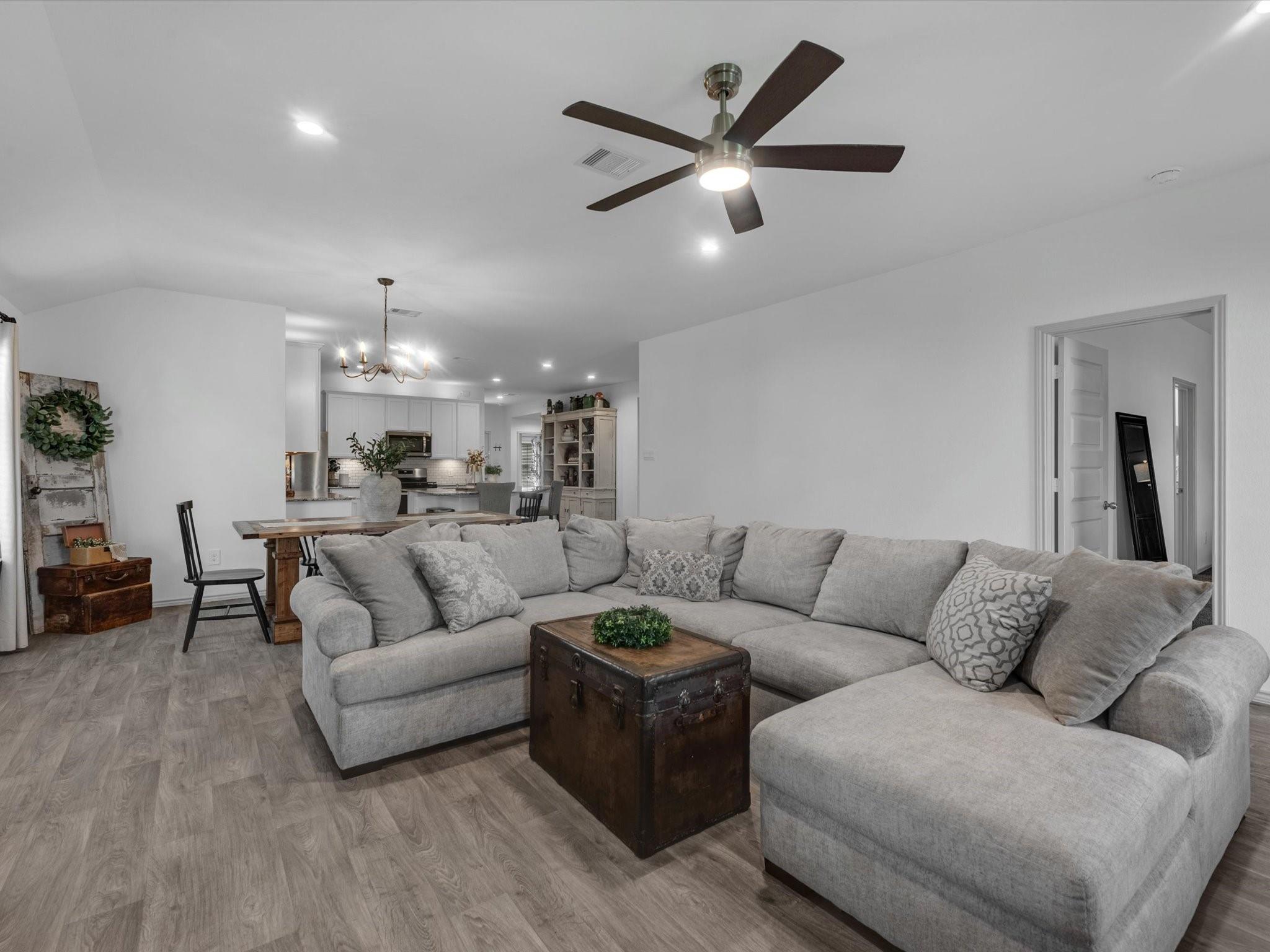 7323 Sunset Creek Drive