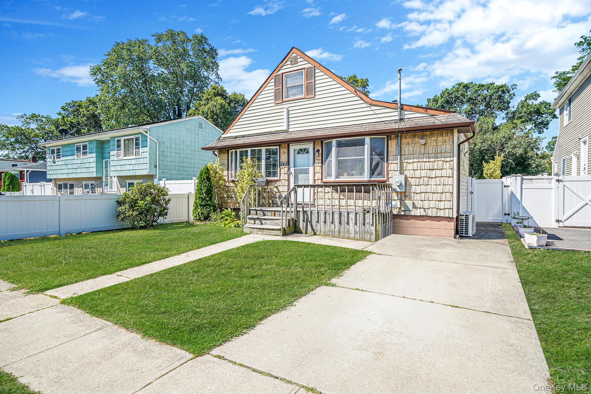 245 Waldo Street