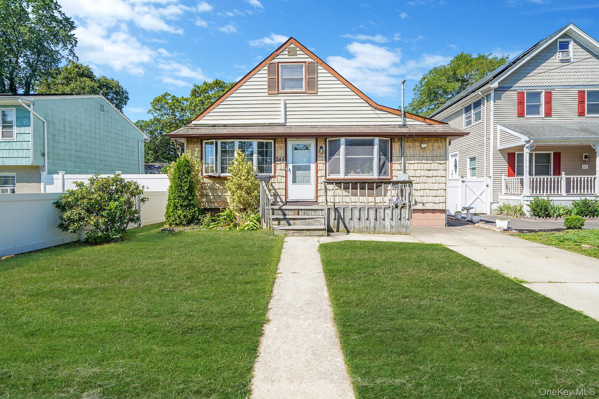 245 Waldo Street