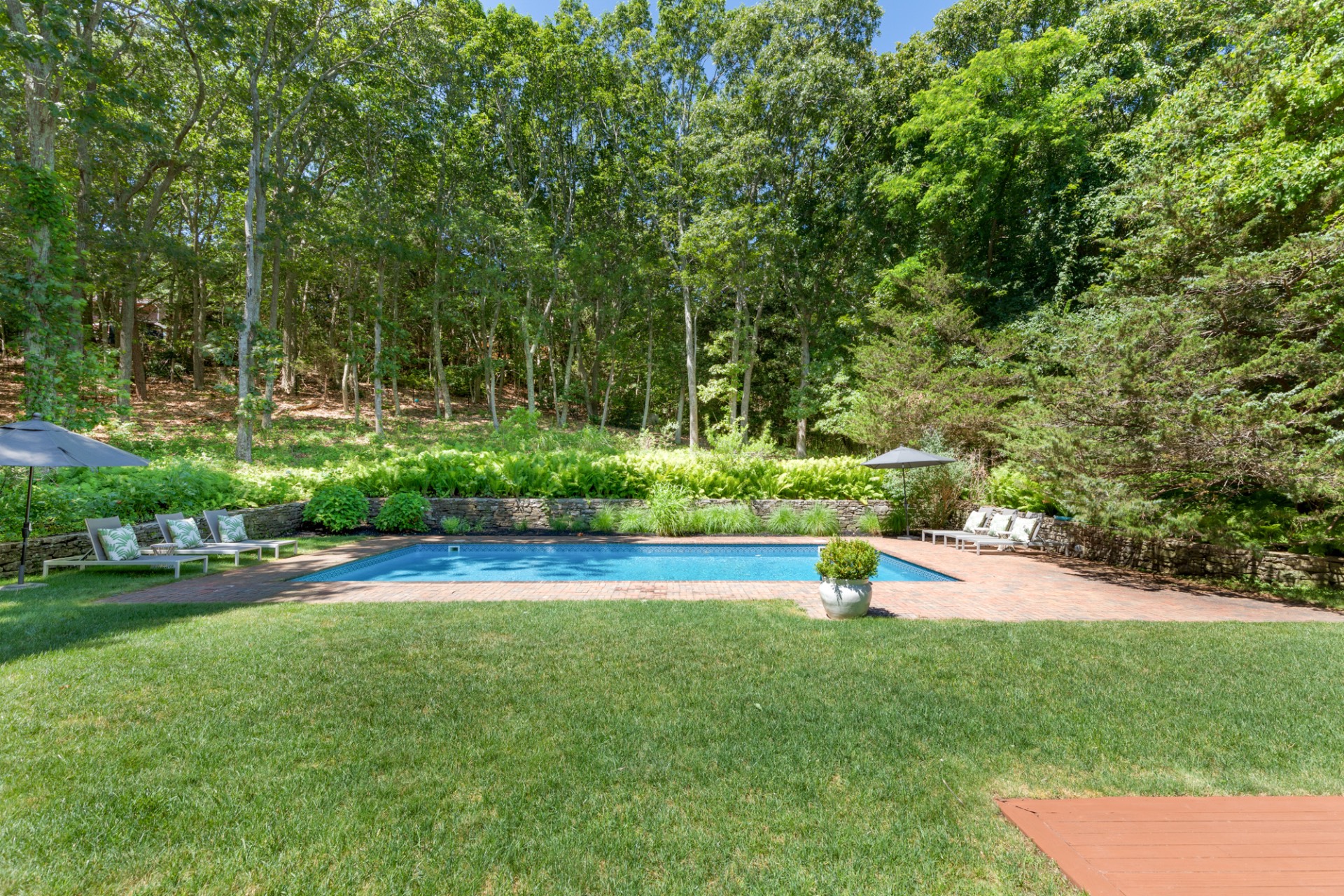 23 STONEY HILL RD