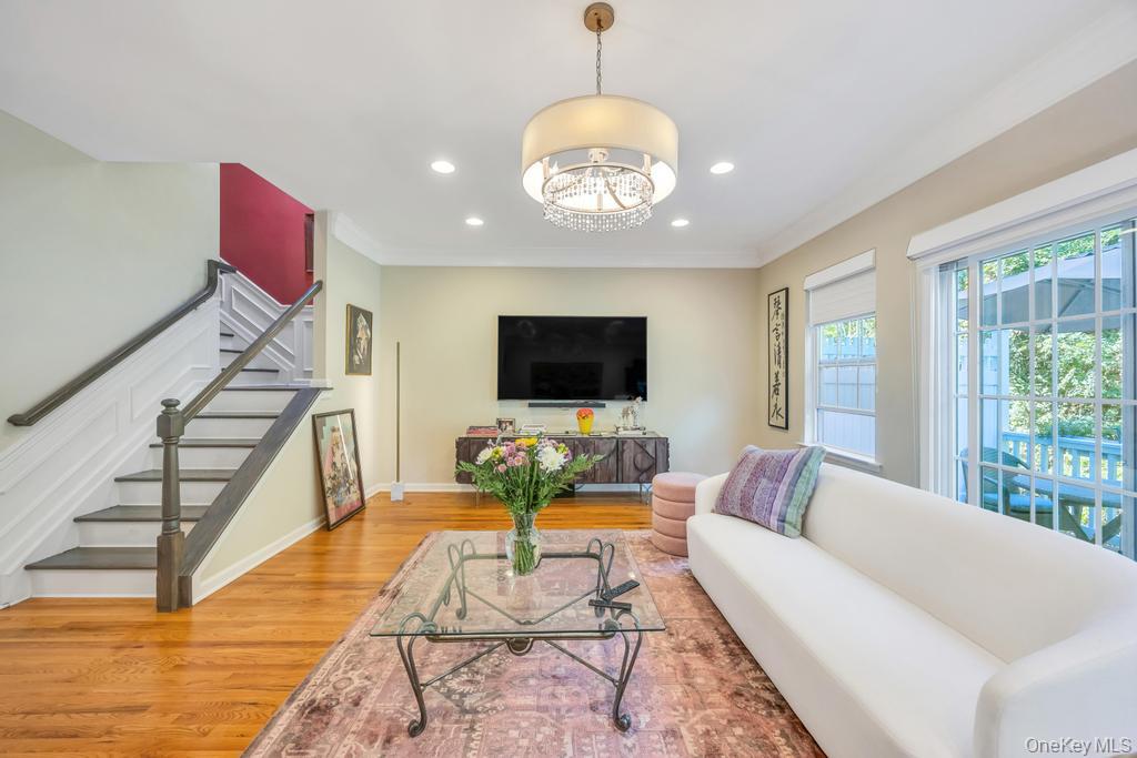 62 Warwick Drive