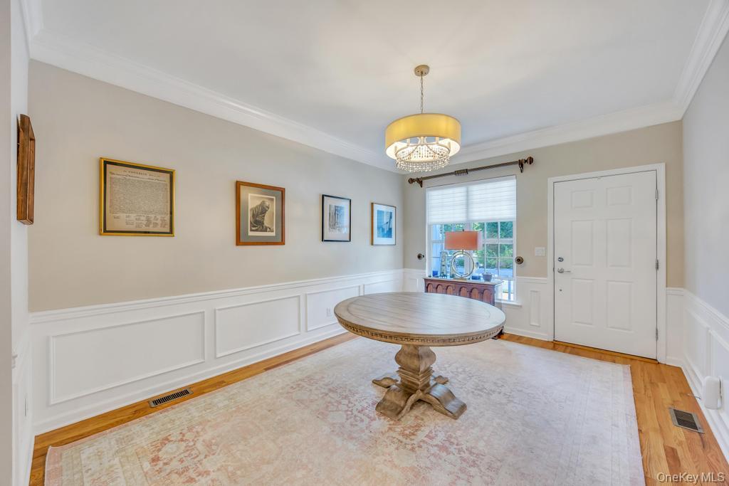 62 Warwick Drive