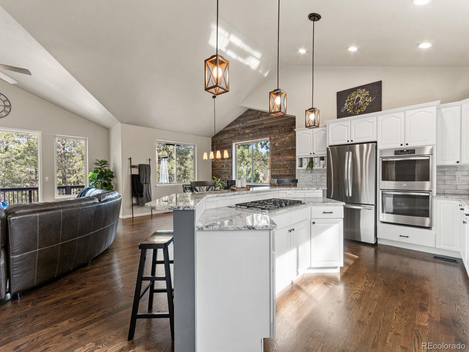 3109 Moonshadow Lane