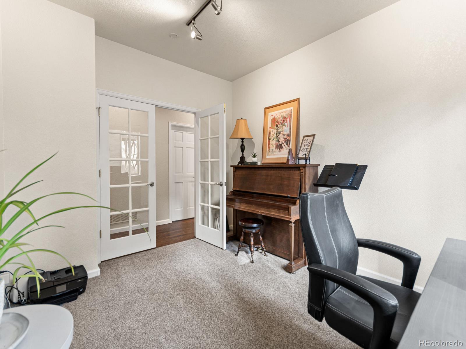 3109 Moonshadow Lane