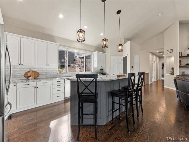3109 Moonshadow Lane