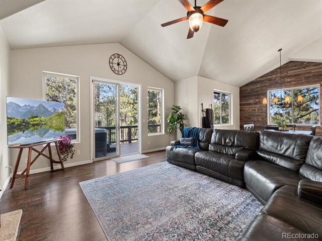 3109 Moonshadow Lane