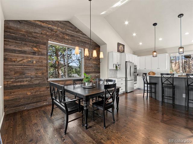 3109 Moonshadow Lane