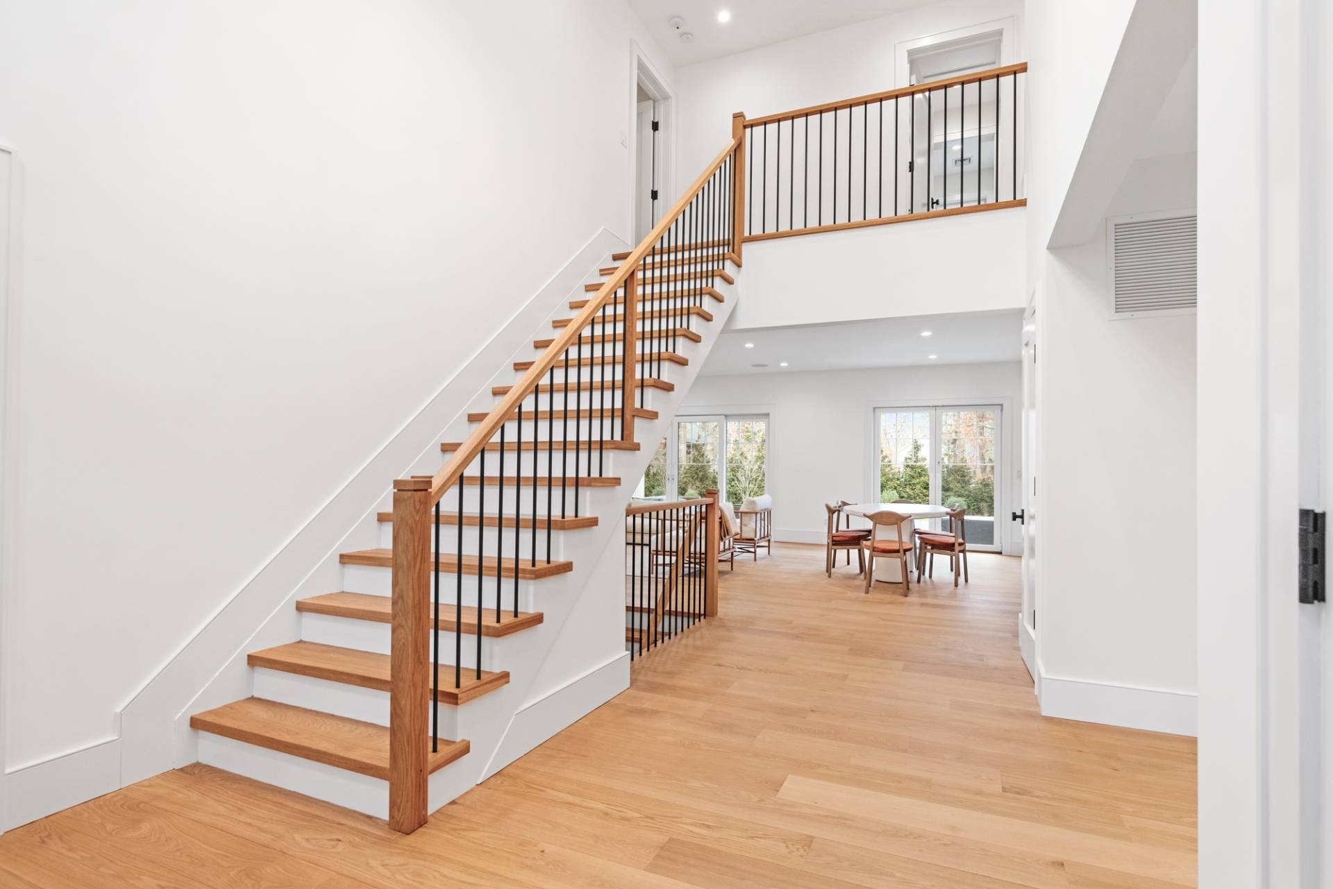 38 Edwards Ave