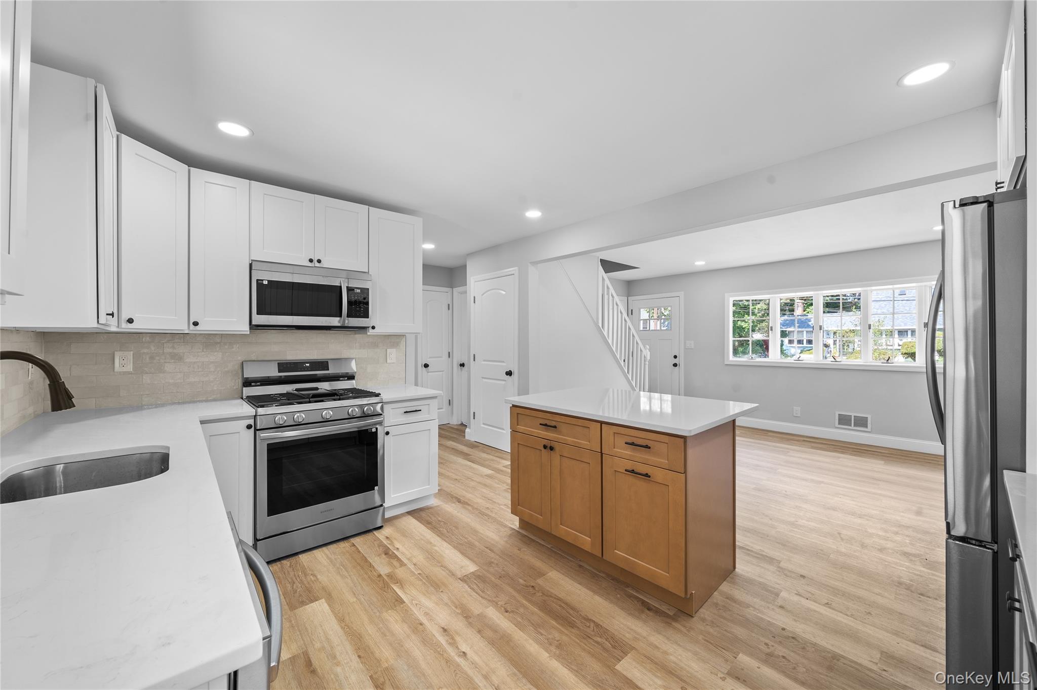 14 21st Avenue