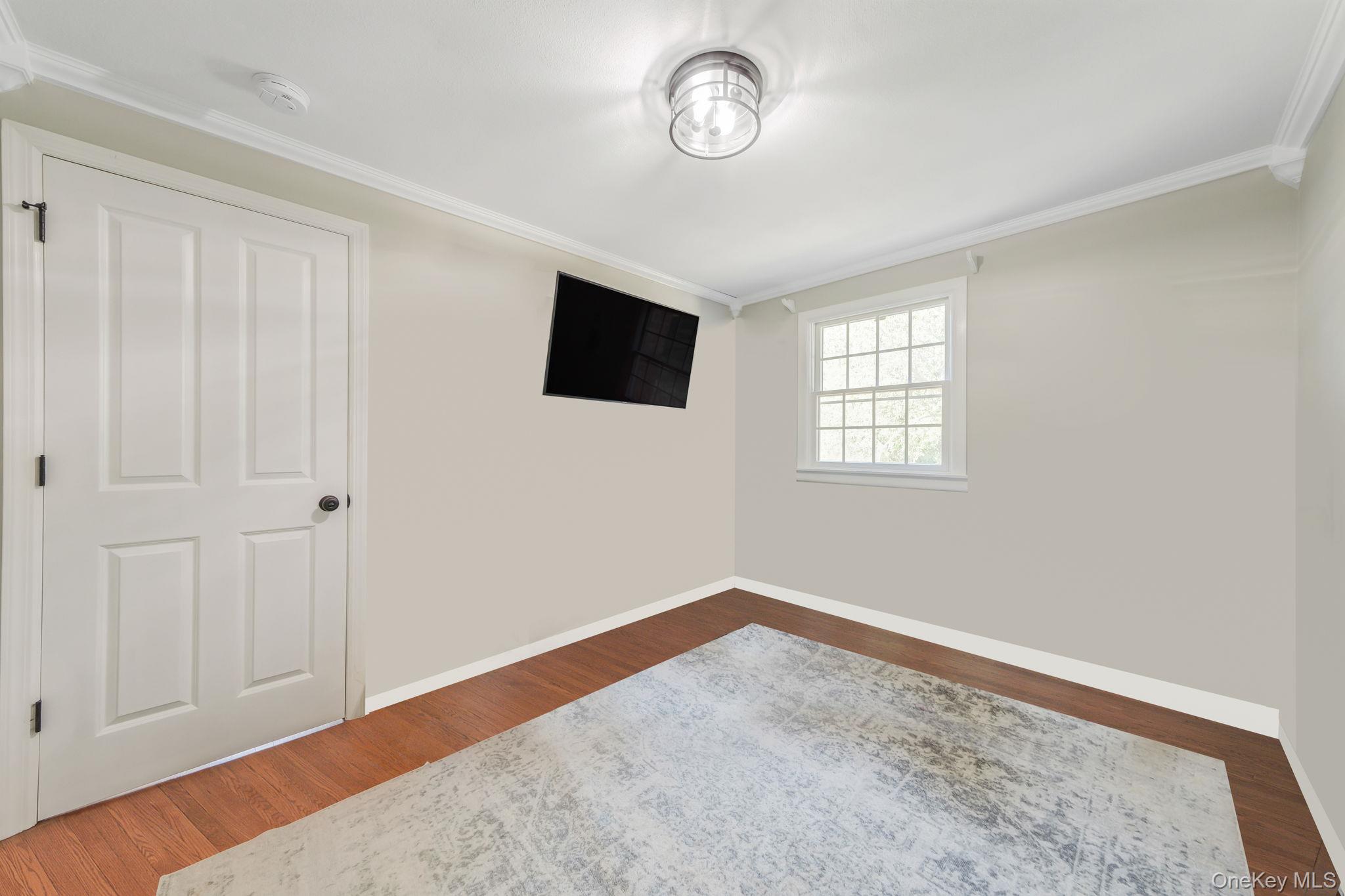 41 Hy Place