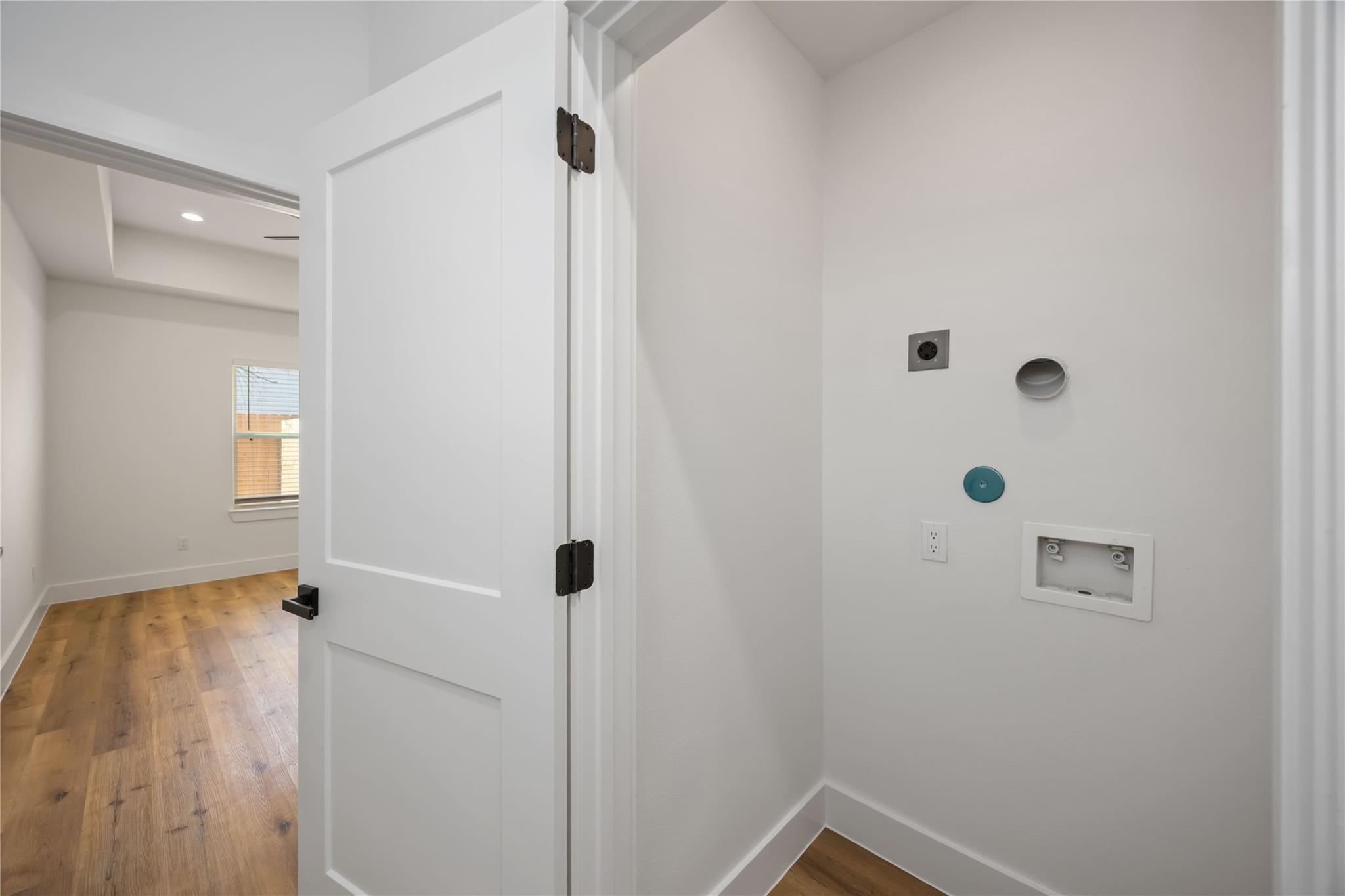 7911 Cora St Unit: A/B