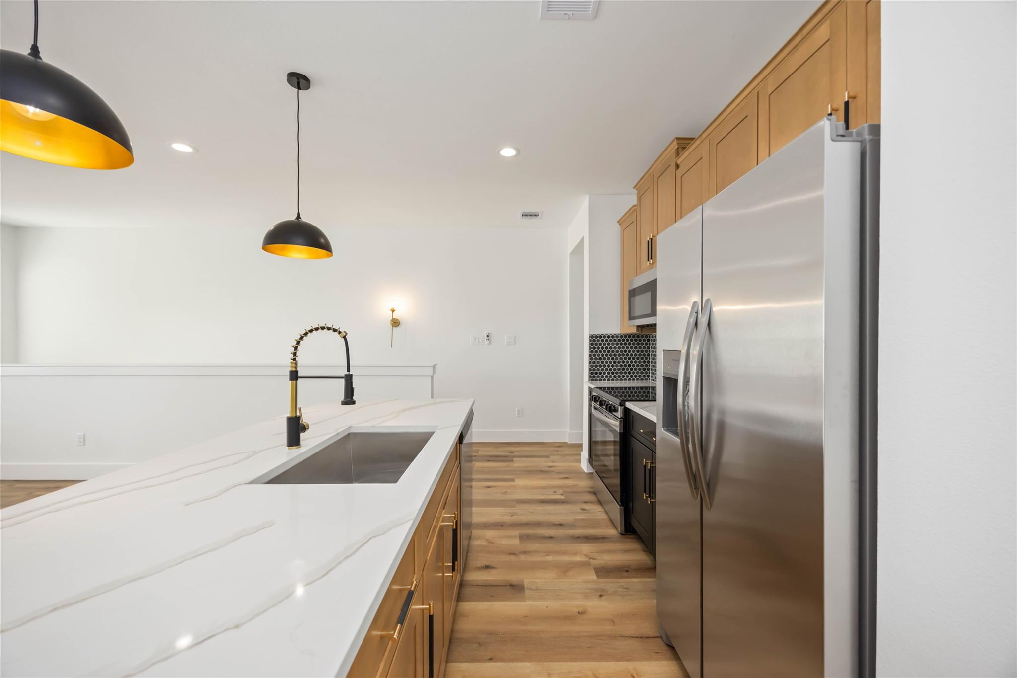 7911 Cora St Unit: A/B