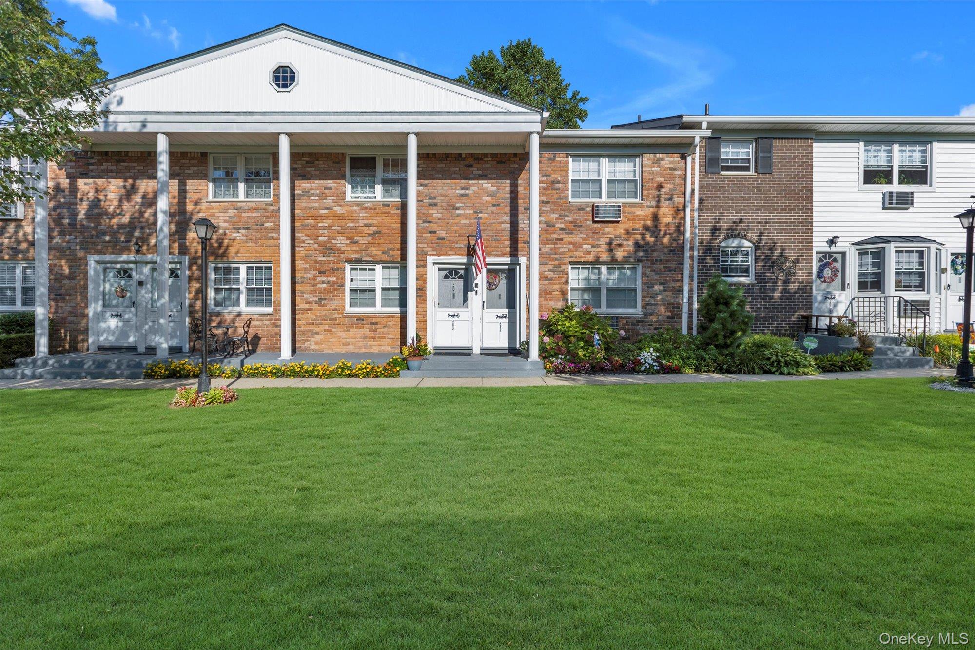 4821 Wilshire Lane Unit: 4821