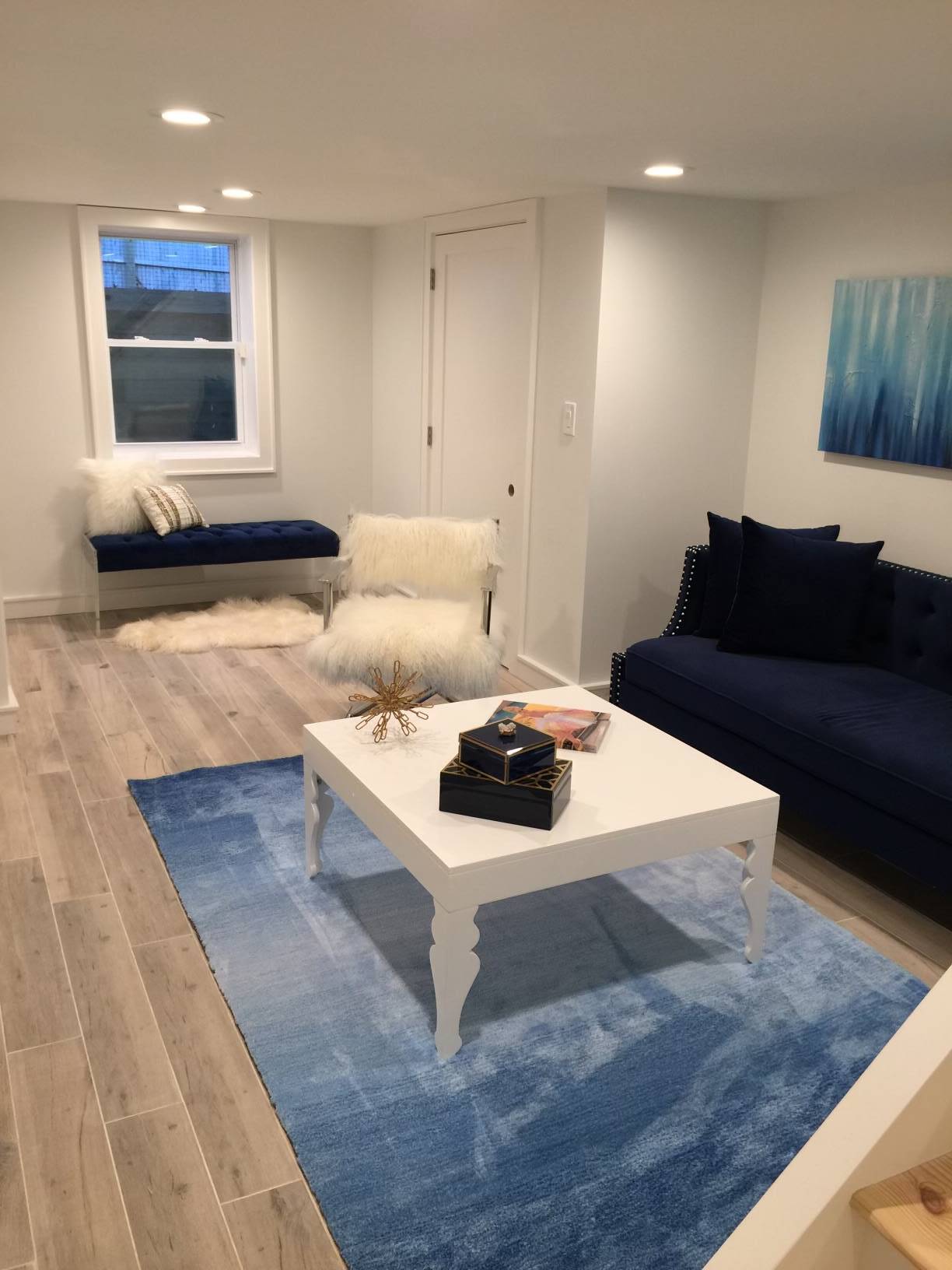 77 HUNTINGTON CRSSWY