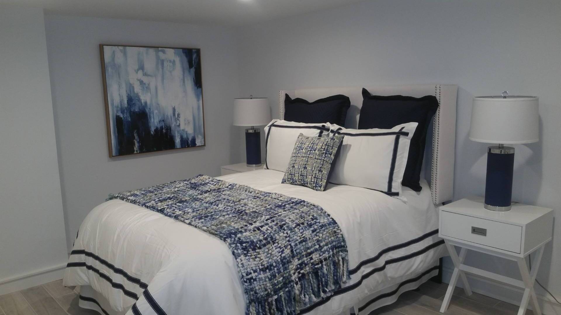 77 HUNTINGTON CRSSWY