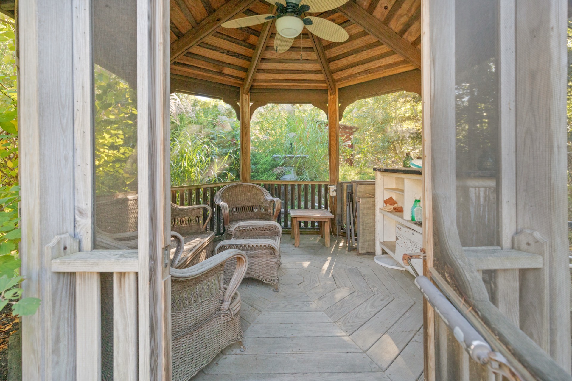 73 HIGHVIEW DR