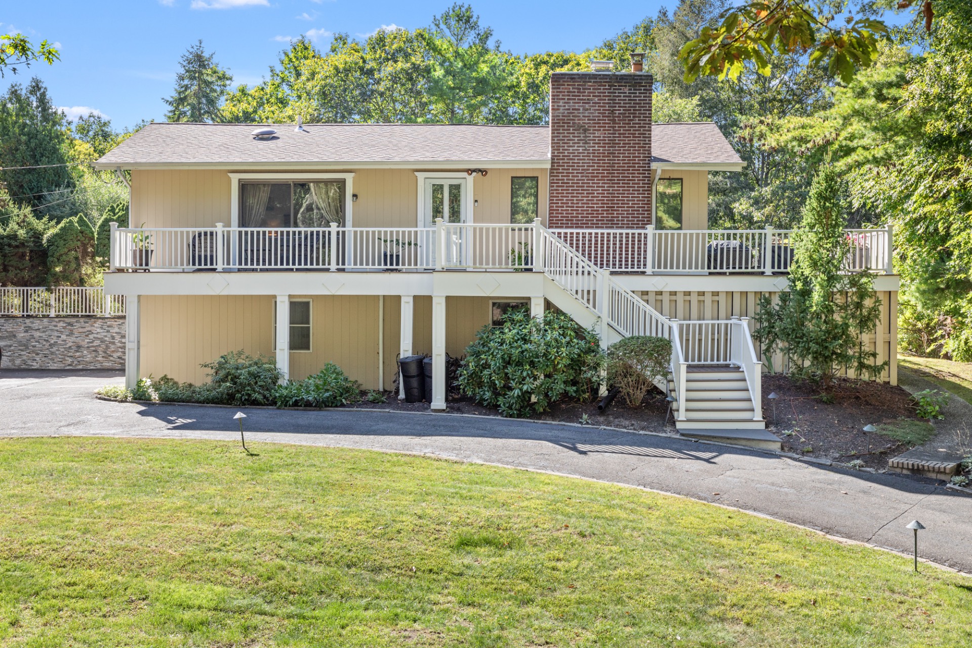 73 HIGHVIEW DR
