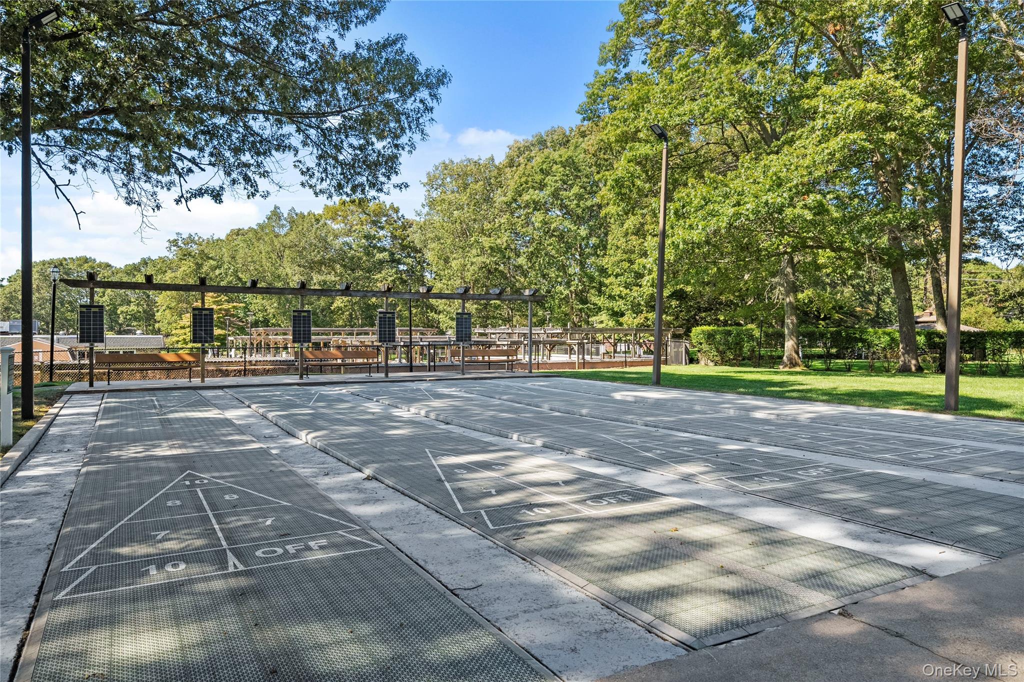 227 Blackpool Court Unit: D