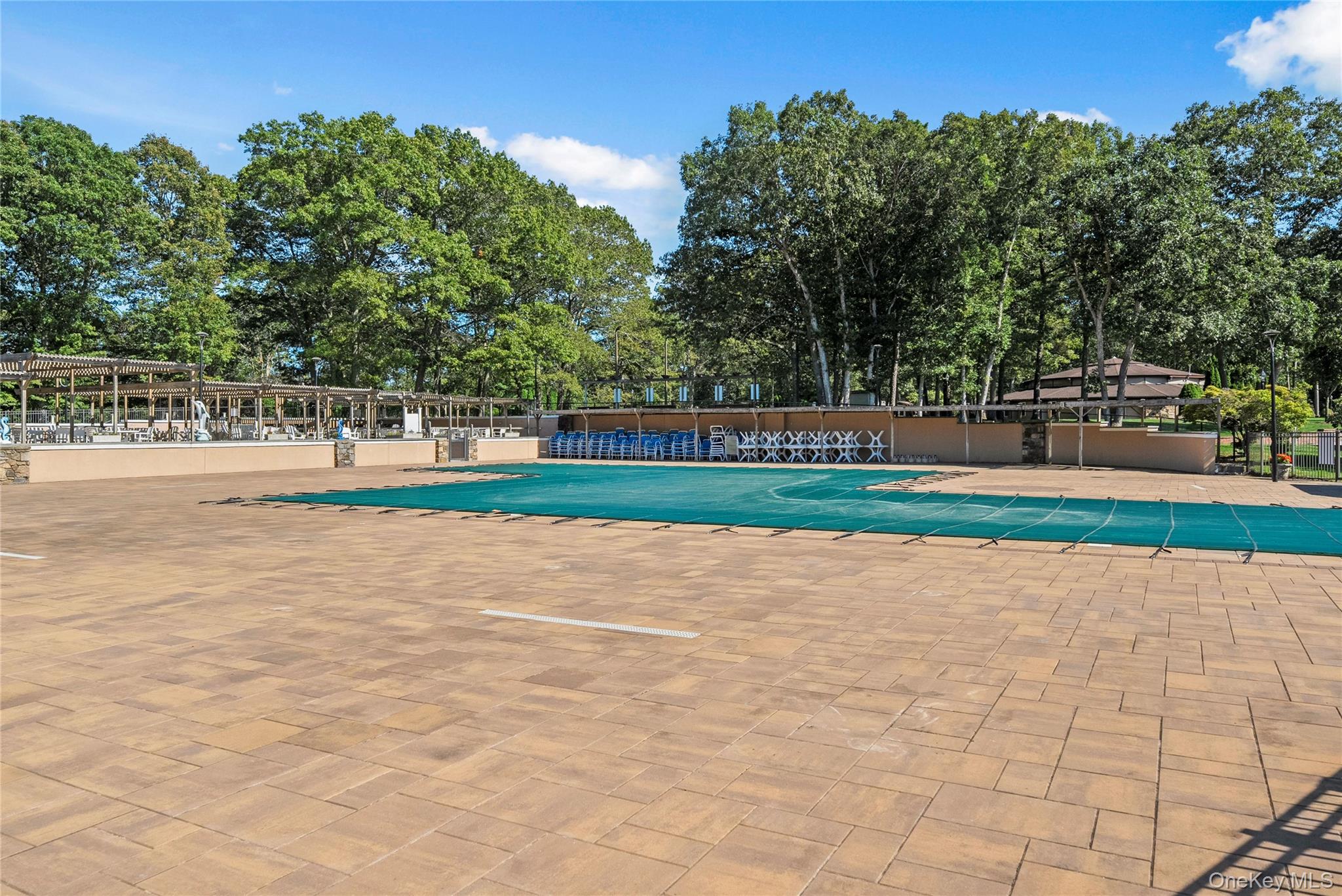 227 Blackpool Court Unit: D