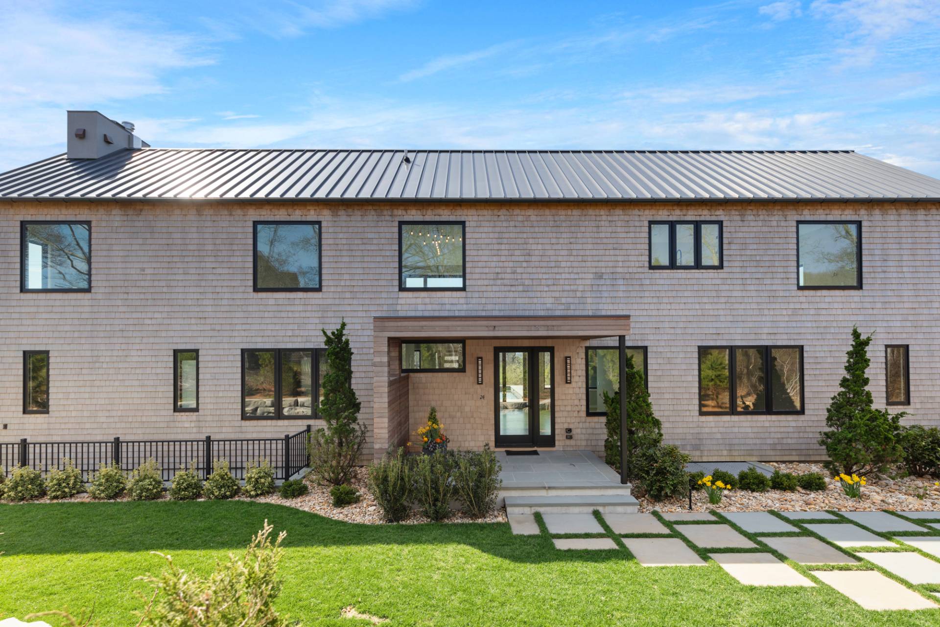 24 Hamilton Drive