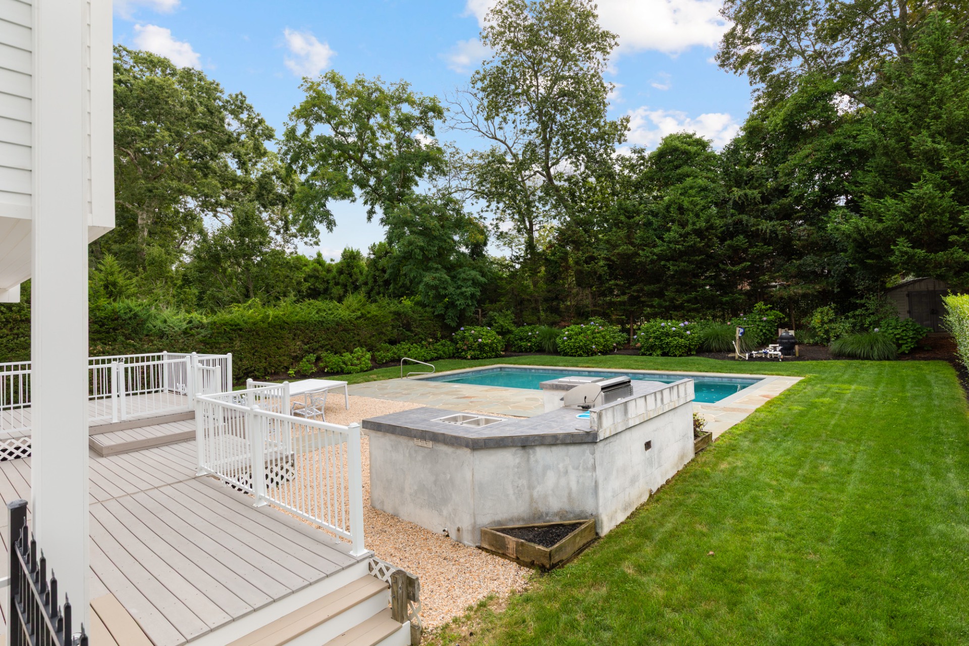 18 NOYAC HARBOR ROAD