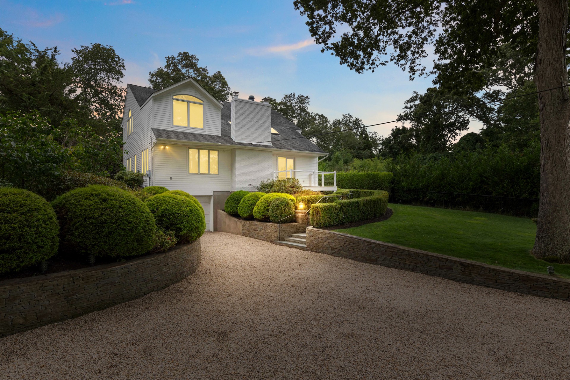 18 NOYAC HARBOR ROAD