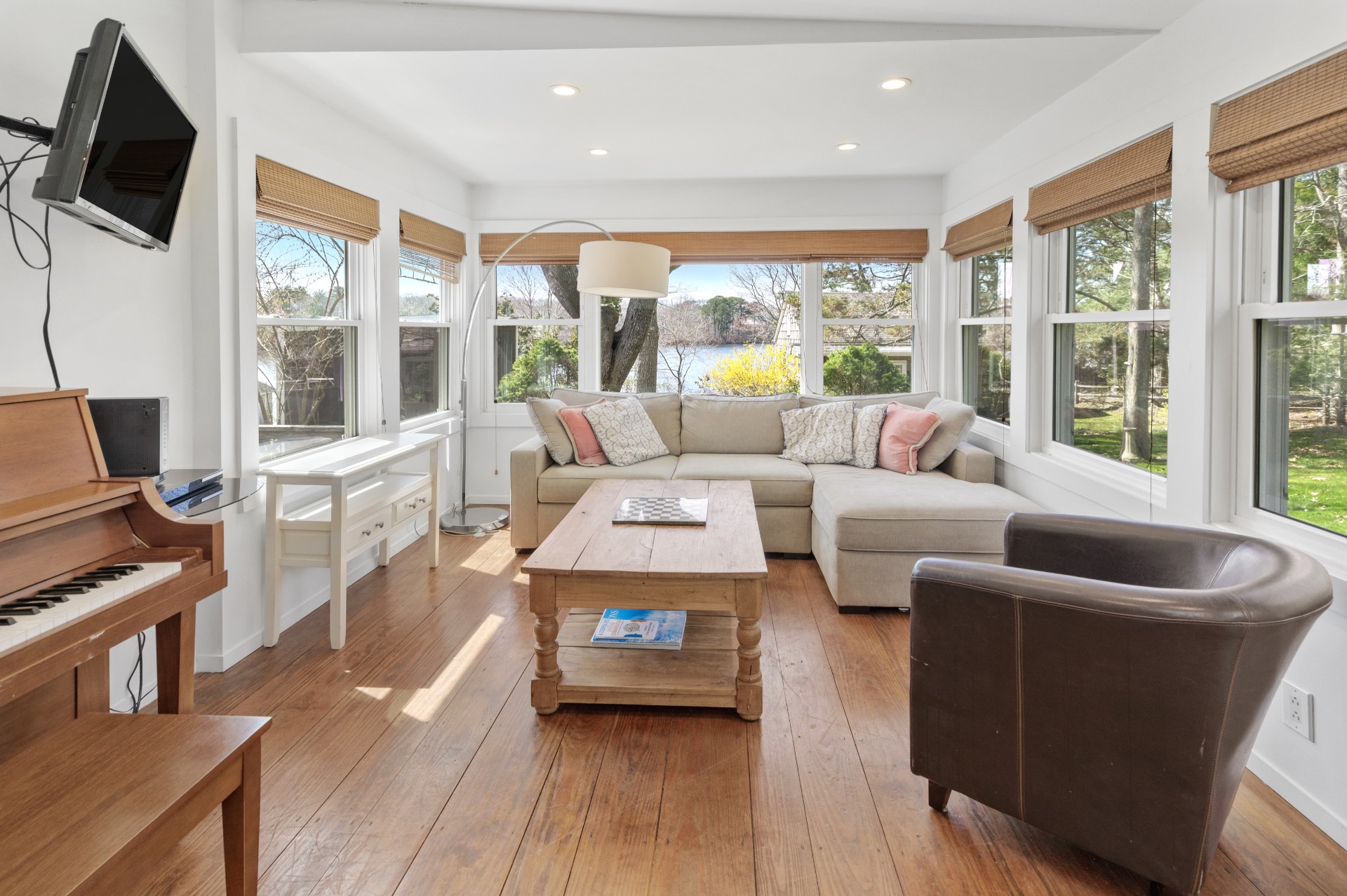 22 The Parkway, Cottage #1