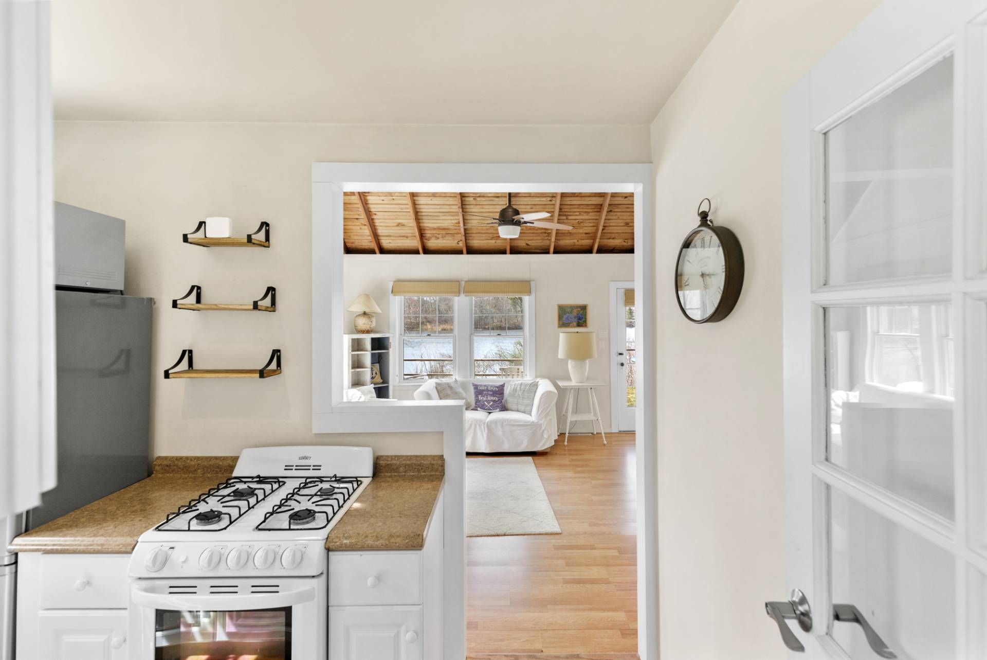 22 The Parkway, Cottage #2