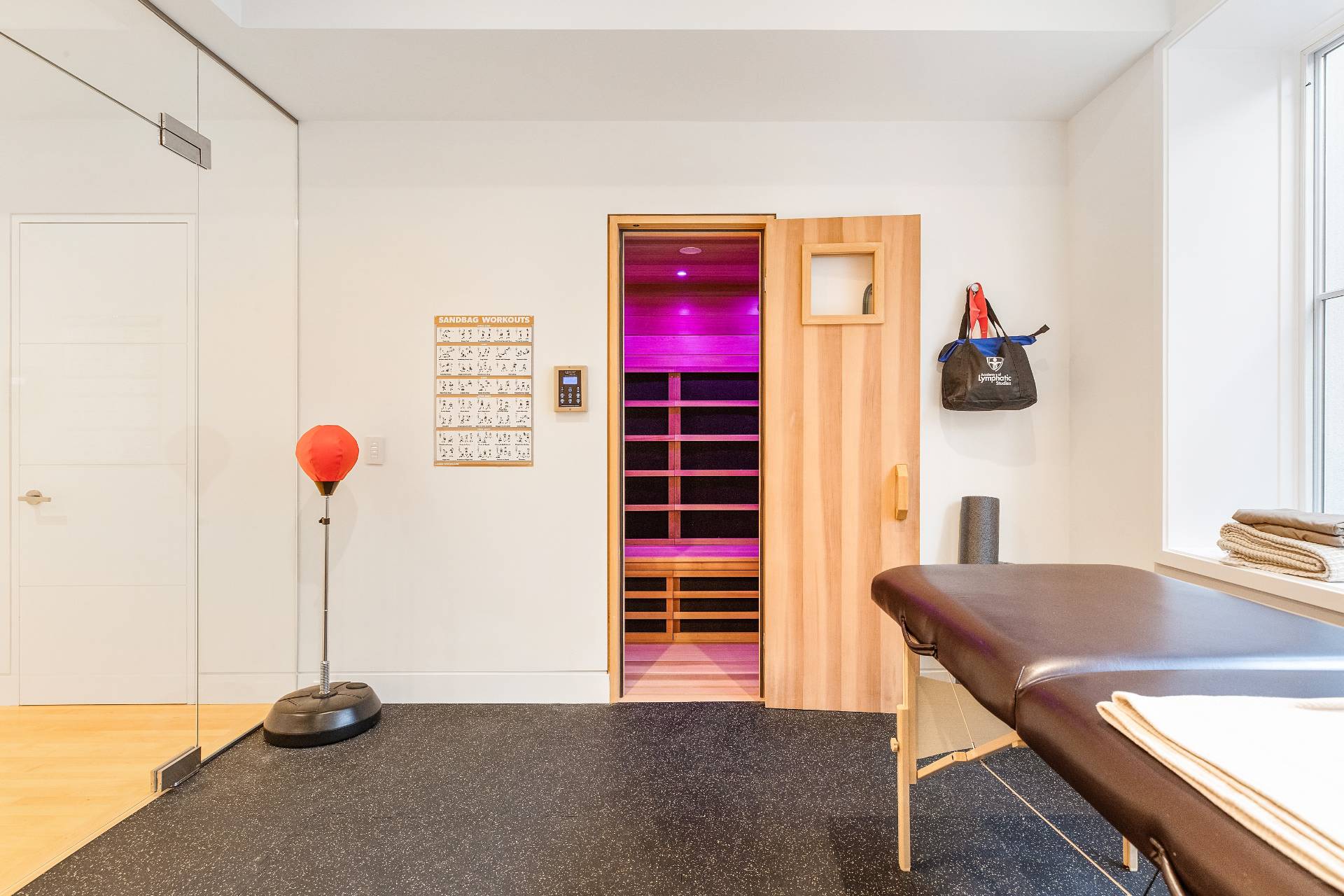 2538 Noyack Rd, Sag Harbor, NY 11963