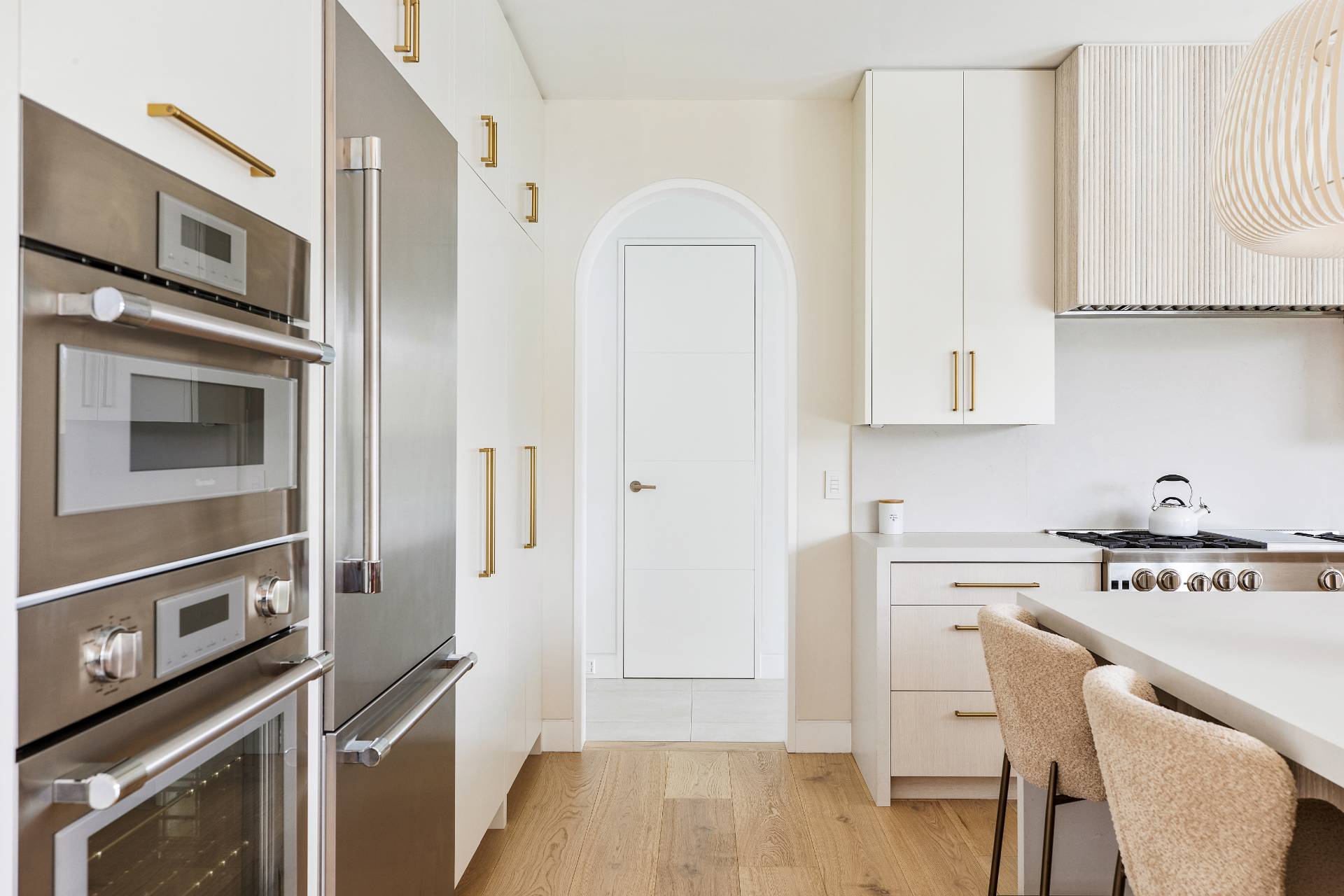 2538 Noyack Rd, Sag Harbor, NY 11963