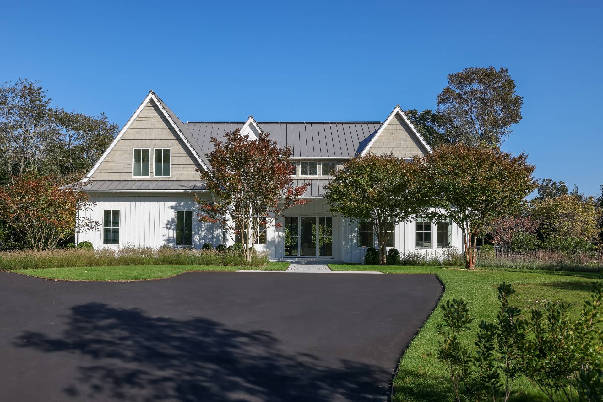 2538 Noyack Rd, Sag Harbor, NY 11963