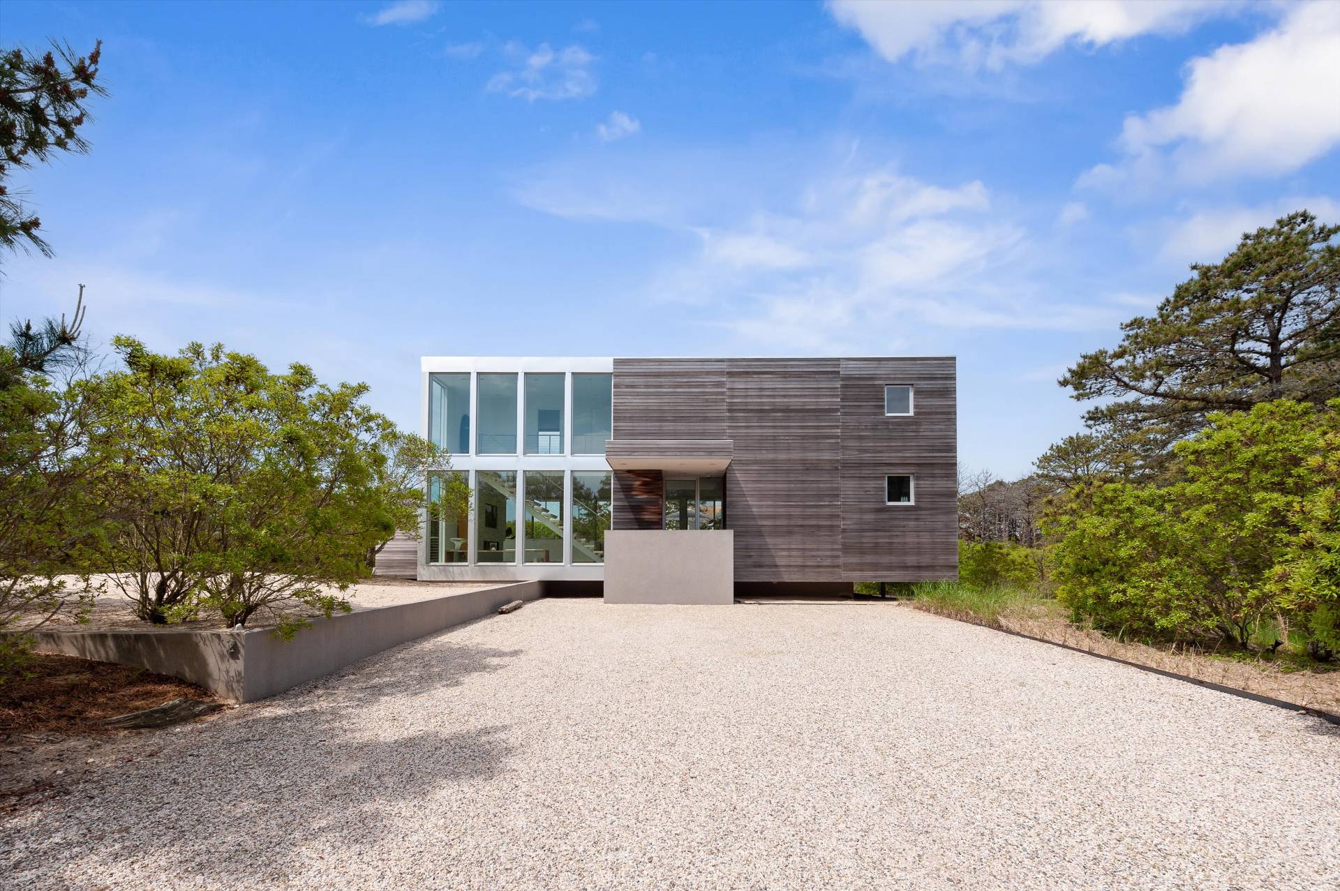 2 Mitchell Dunes Ln