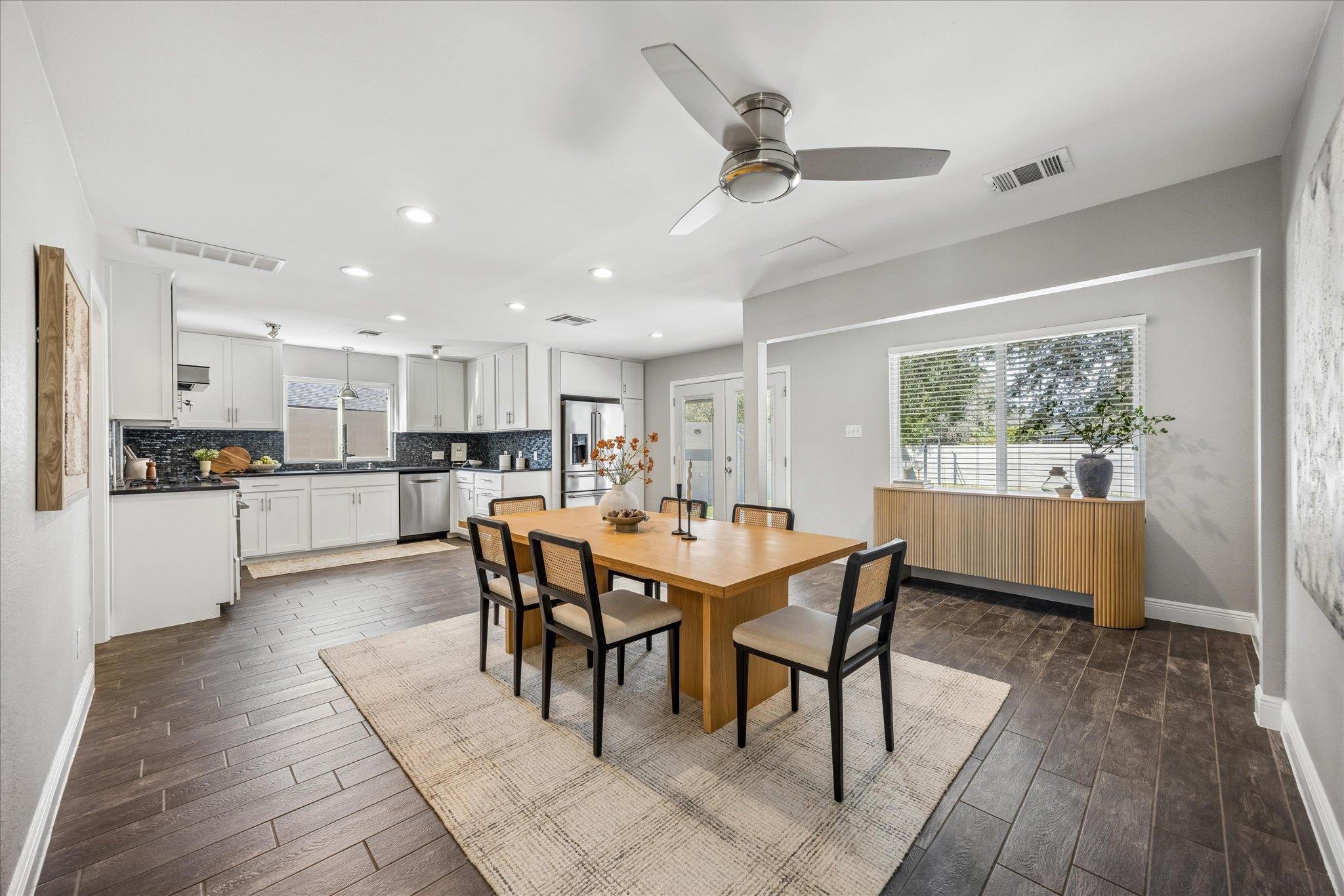 7905 & 7907 Tiffany DR
