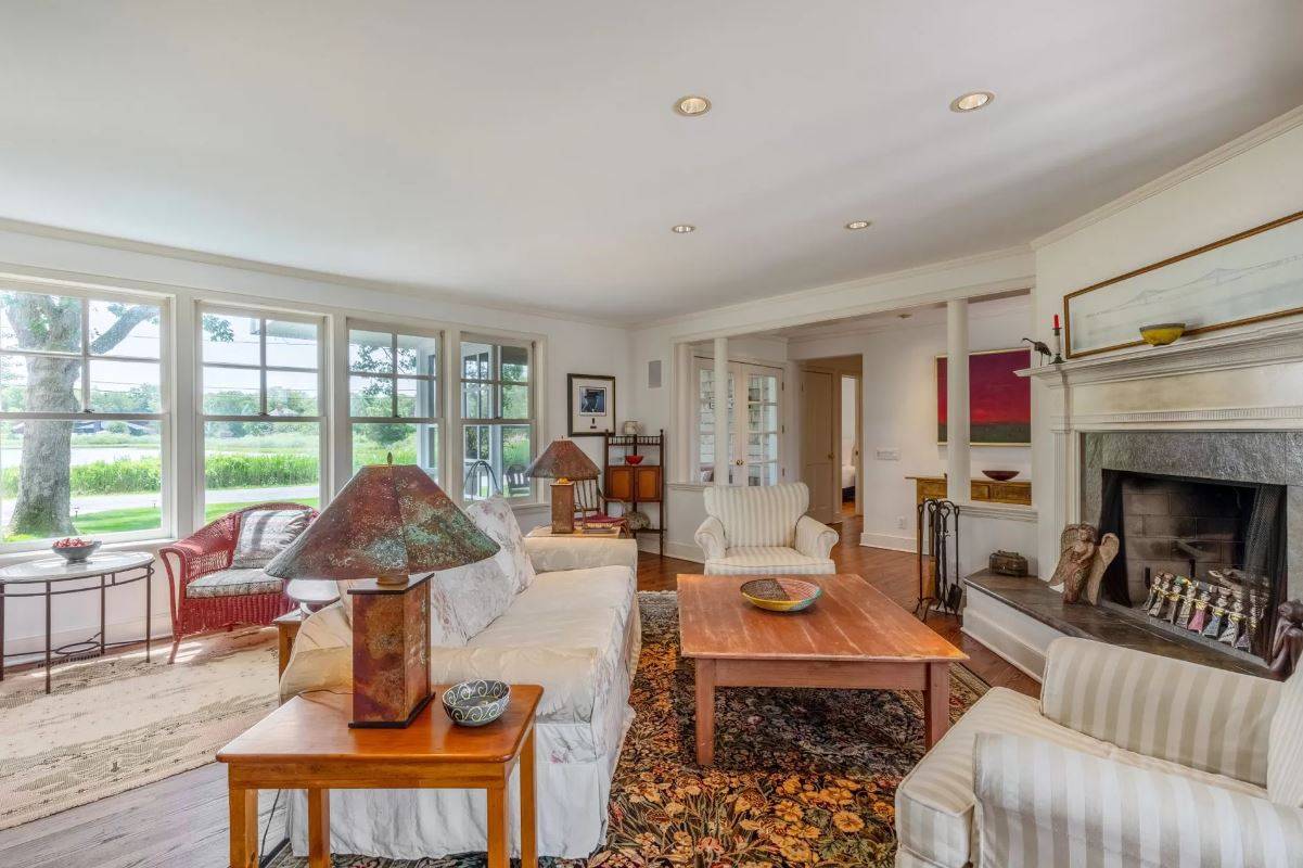 69 FRESH POND RD