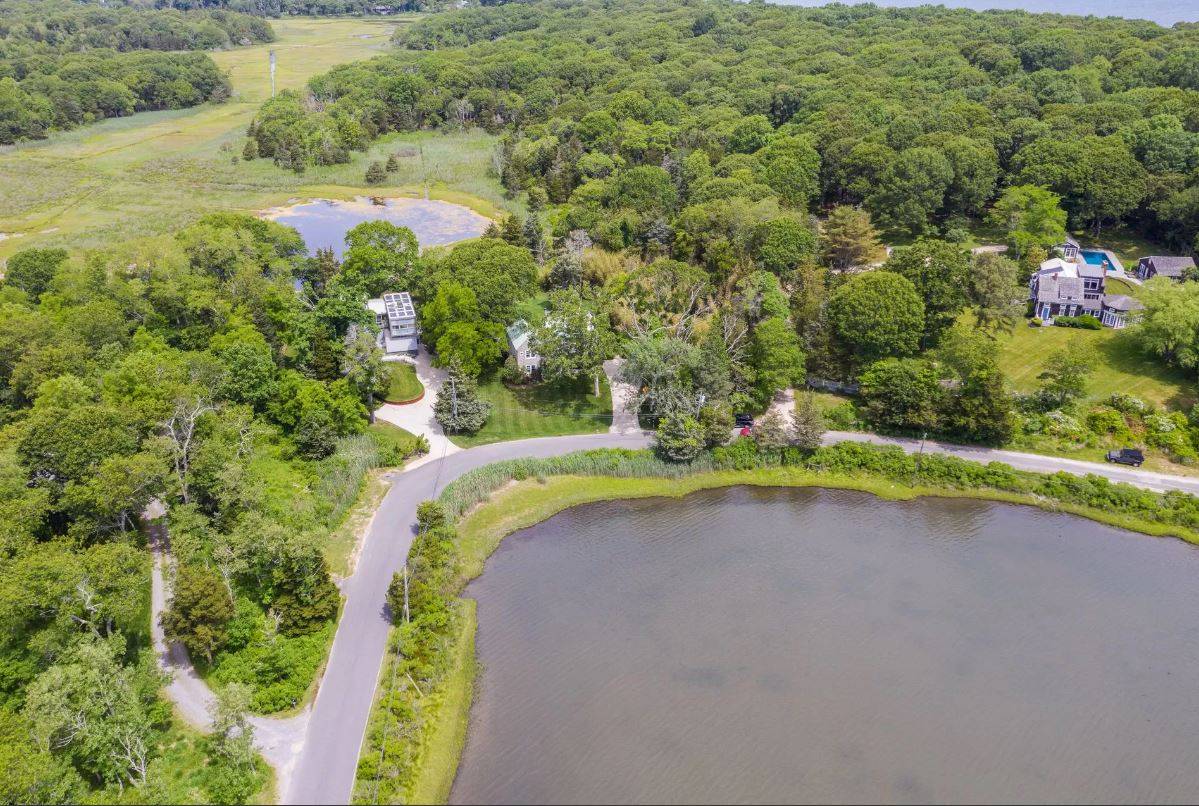 69 FRESH POND RD
