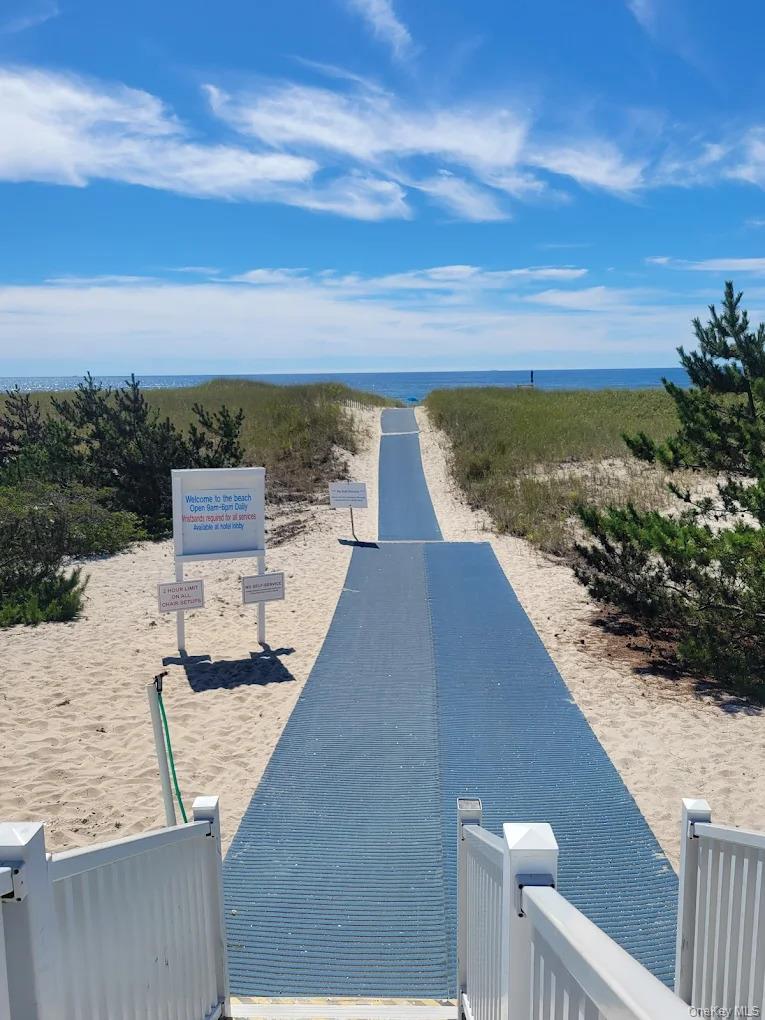 231 Dune Road Unit: 908 & 909